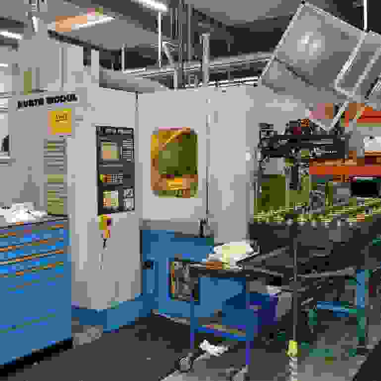 Maskine på BJ-Gear fabrik