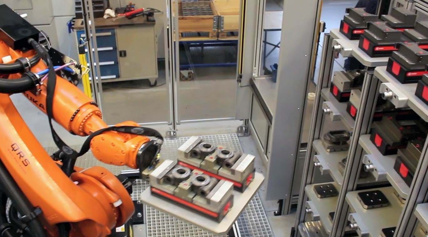 QRS - Quality Robot Systems i BJ-Gear fabrik