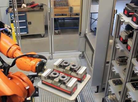 QRS - Quality Robot Systems i BJ-Gear fabrik